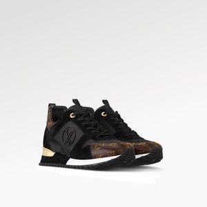 Louis Vuitton Run Away Sneakers size 7 EU 37 Really good condition